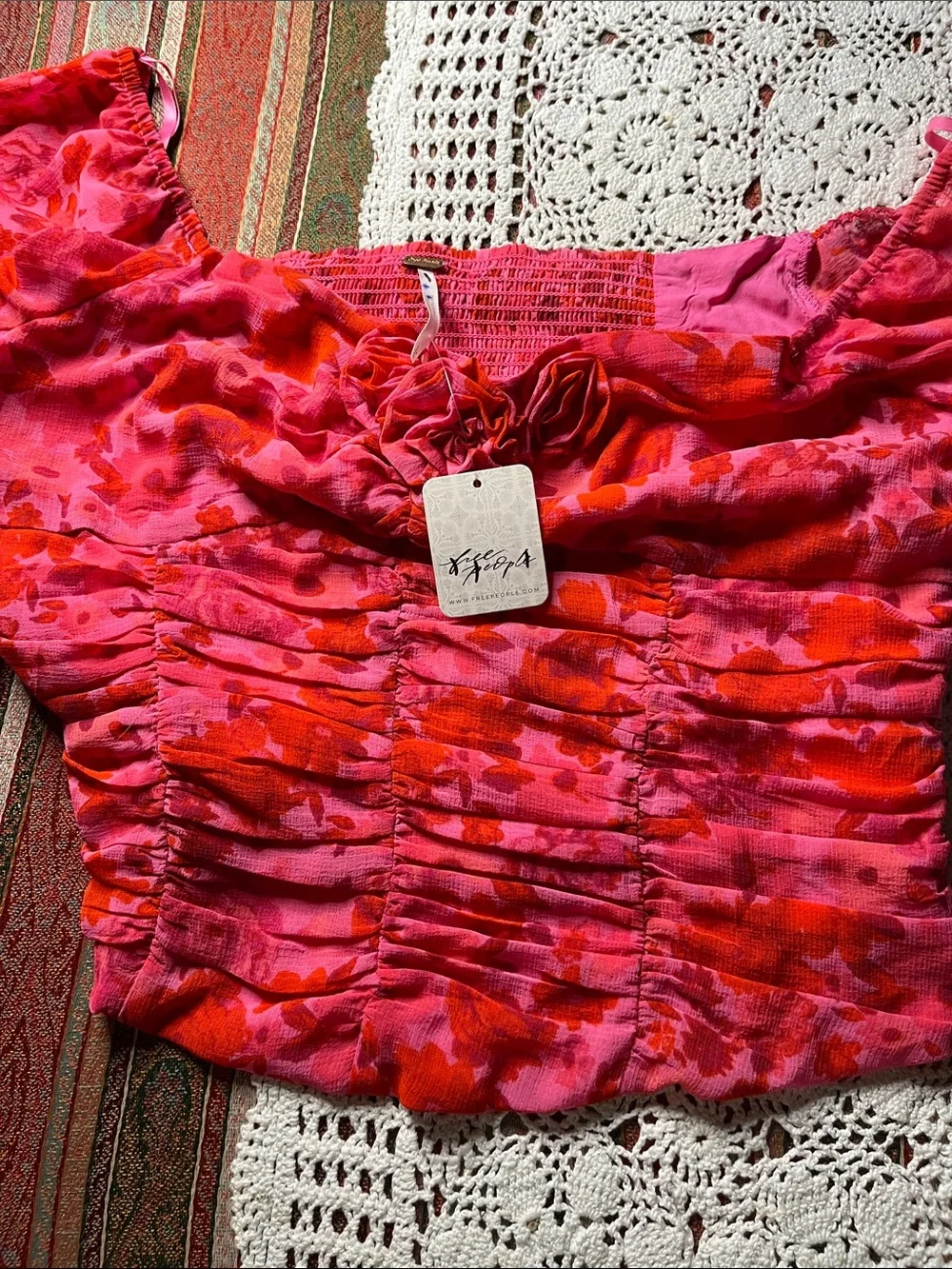 Free People Pink Org. combo Floral Puff-Sleeve Crop Top L-S OB1618481 brand/styl